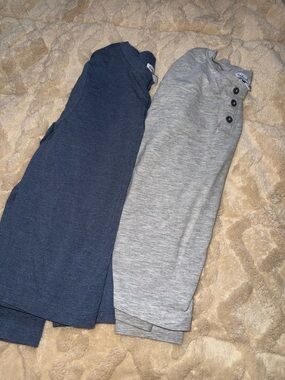 Long sleeve Tops - Navy and Light Gray